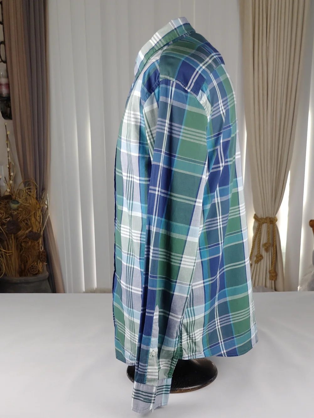 Banana Republic Men's Green & Blue Plaid Button-Up Shirt